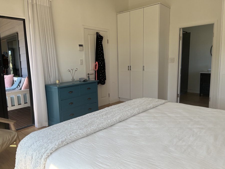 To Let 3 Bedroom Property for Rent in Pringle Bay Western Cape